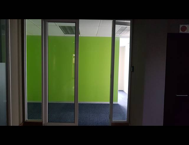 110M² OFFICE TO LET IN TYGER VALLEY